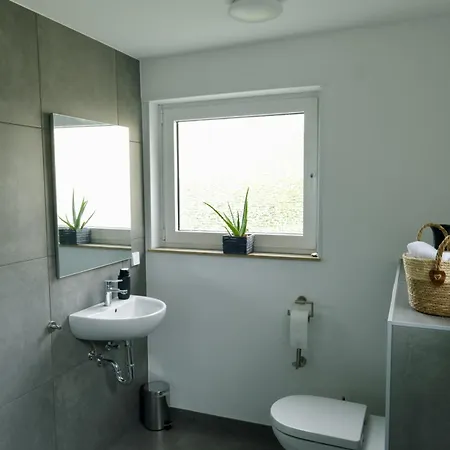 Holiday home Fuer Familien Und Reisegruppen Bei Heidelberg Eppelheim